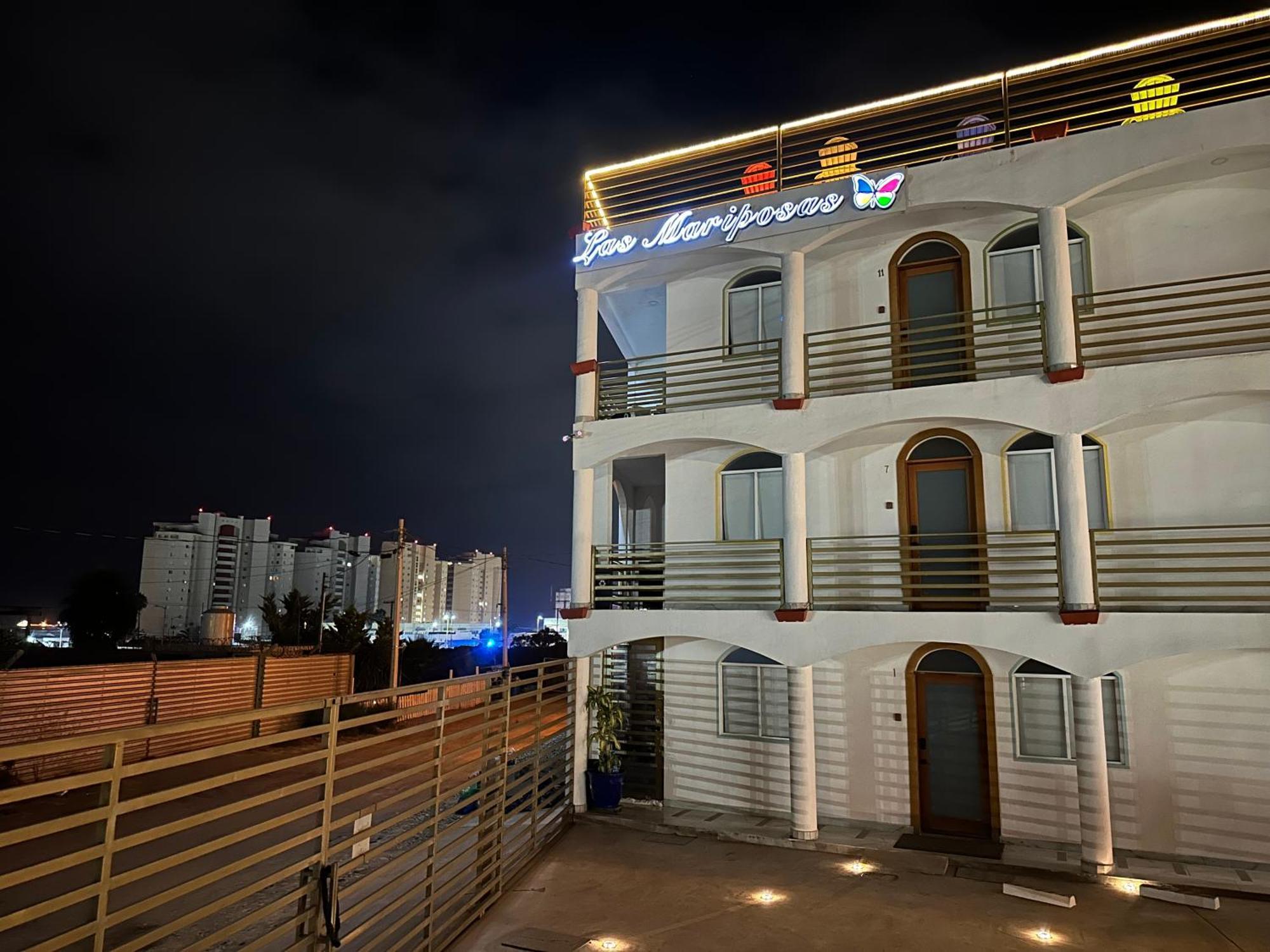 Las Mariposas Mini Suites Rosarito Exterior photo